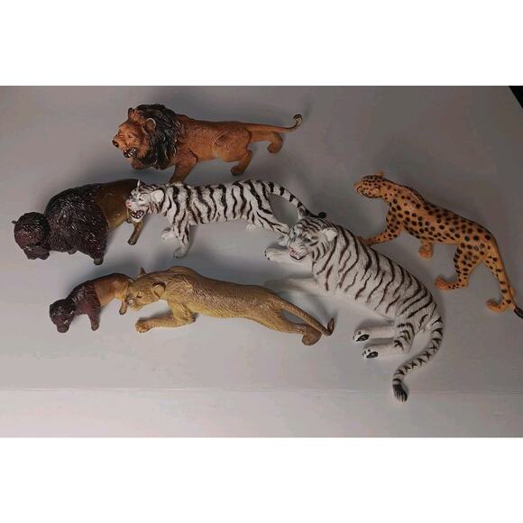 Lot of 7 AAA Animal Figures Lion, 2 Tiger , Leopard, 2 Buffalo, Panther Safari - Picture 1 of 16